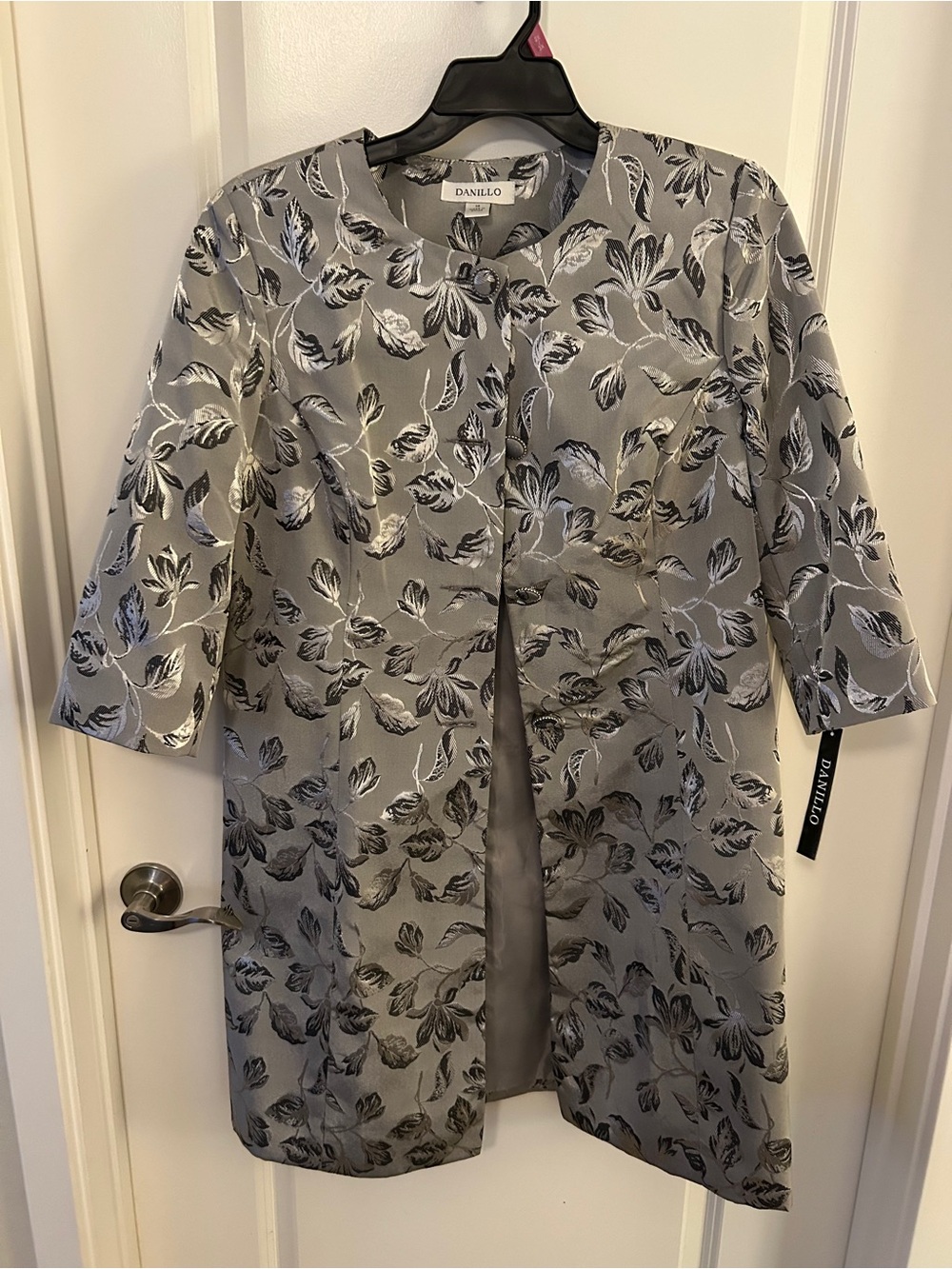 Danillo Silver Floral Jacquard Coat